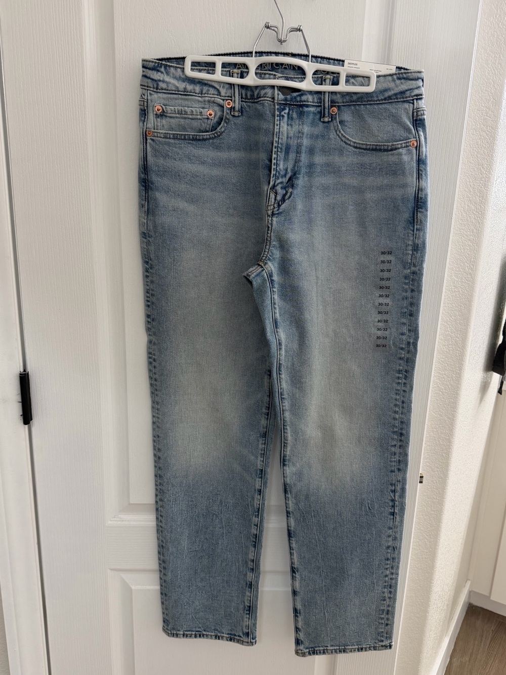 American Eagle Light Blue Atheltic Straight Easy Flex Men’s Jeans 30X32